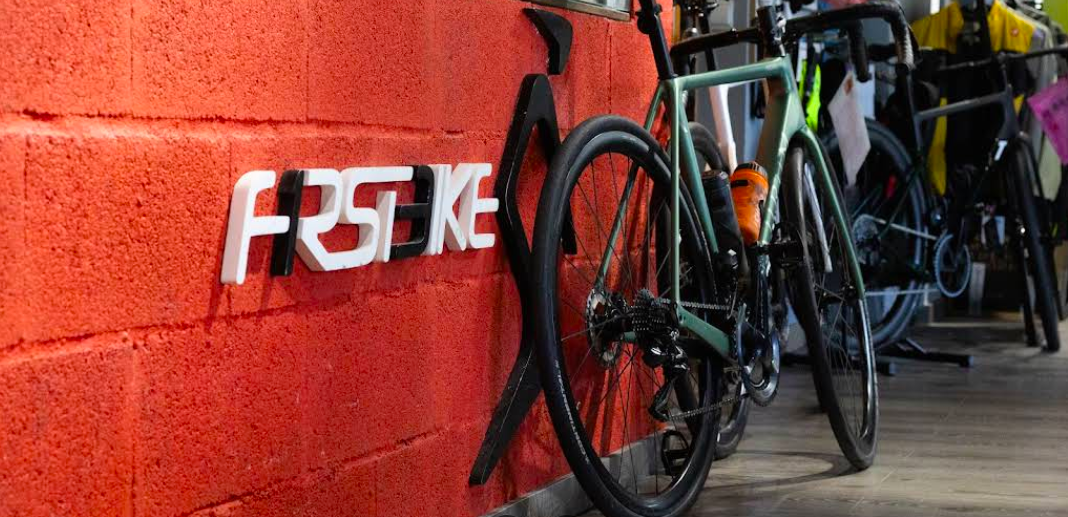 Firstbike Cascais: Specialized Service on the Coast
