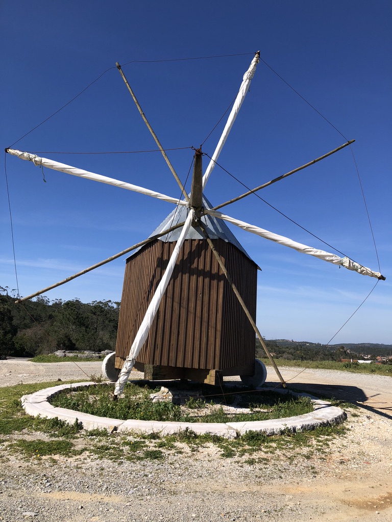 Moinho de Vento da Melriça — Triple Threat: Windmill, Views & BBQ