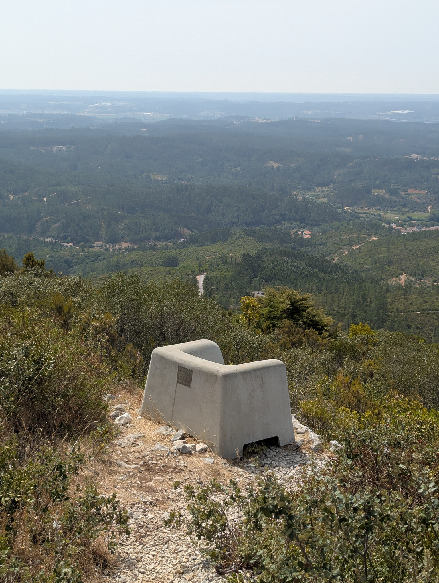 Sofá dos Poios — The Mountain Armchair with a View