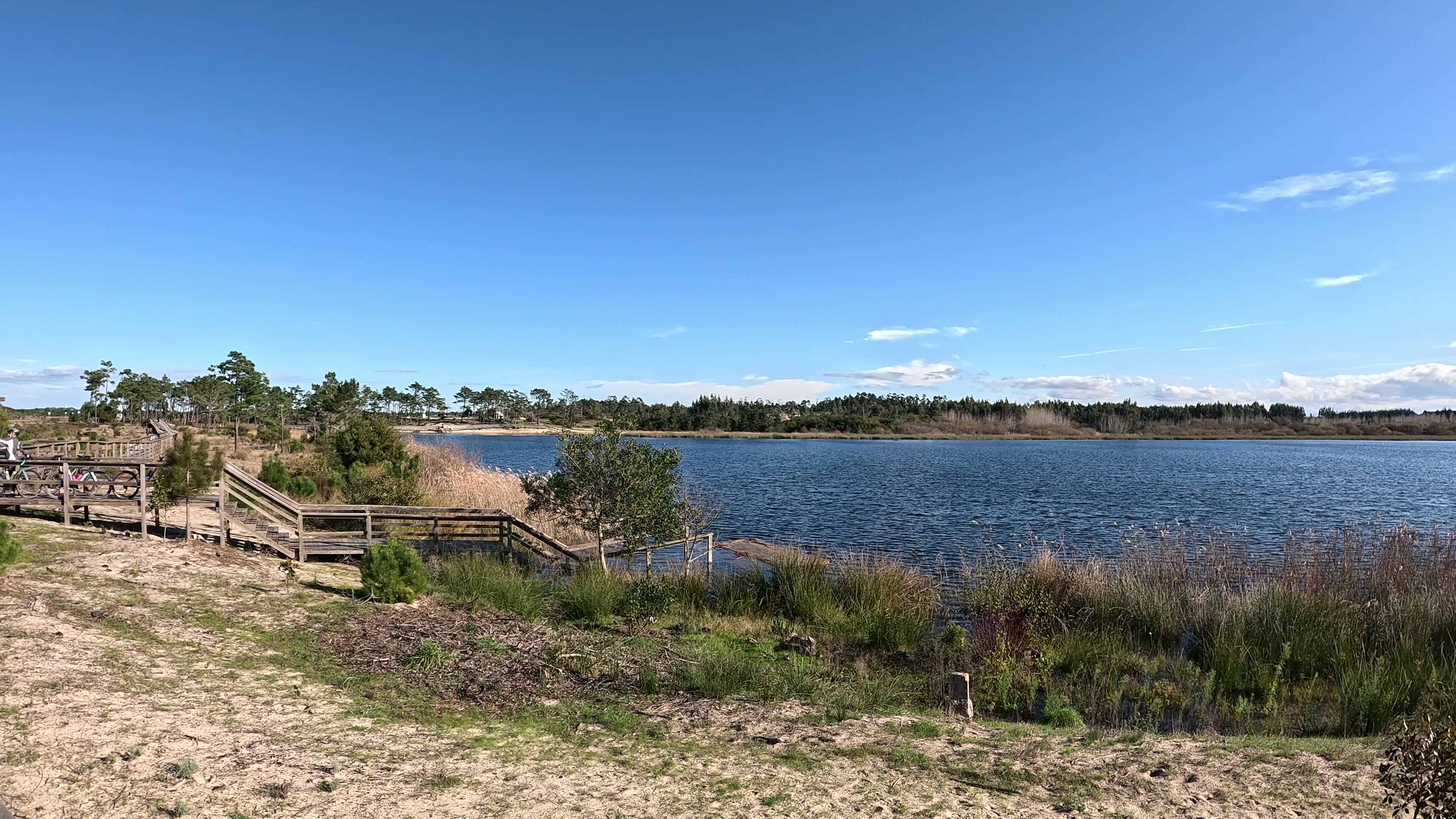 The Freshwater Oasis: Lagoa da Ervedeira